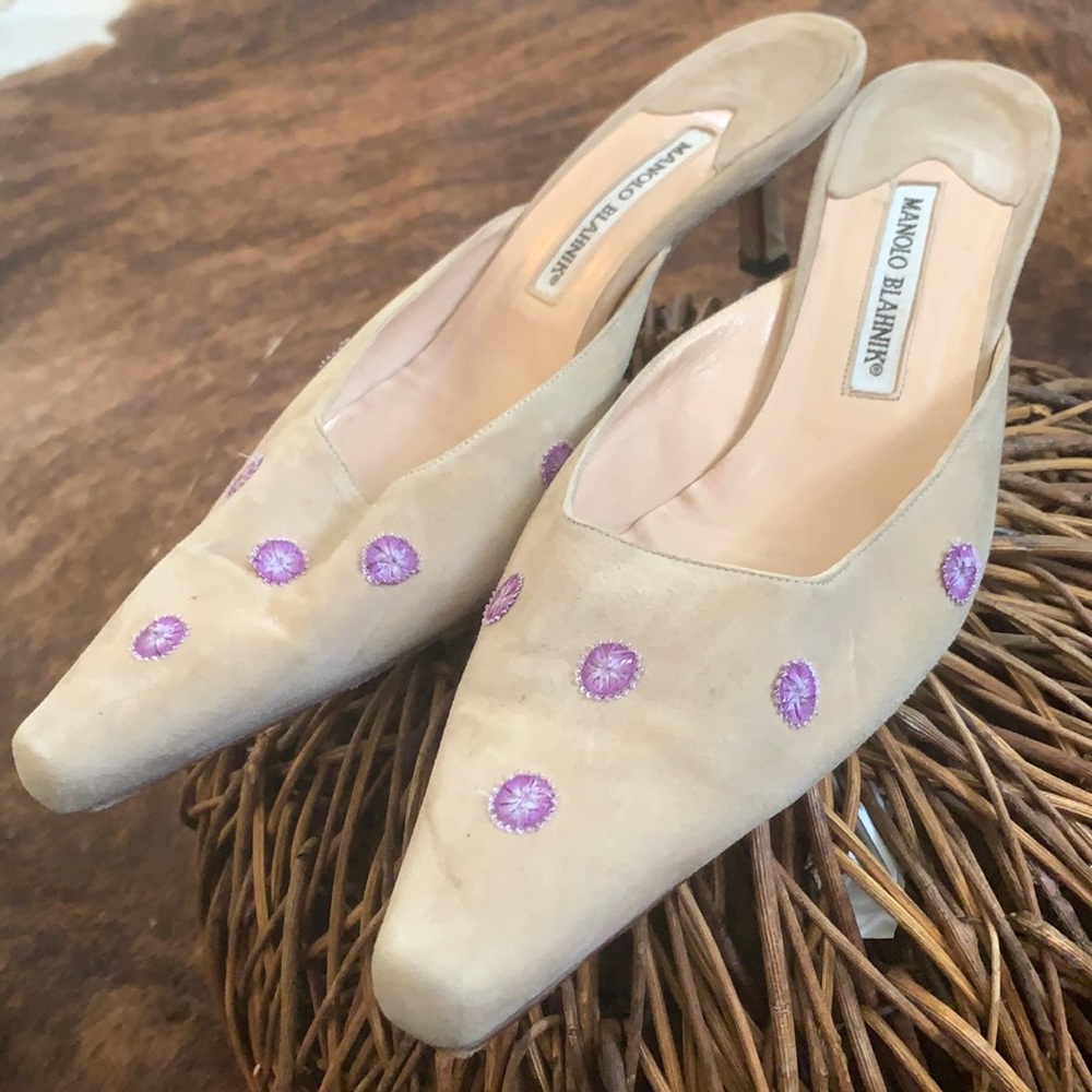 Slip on kitten heels